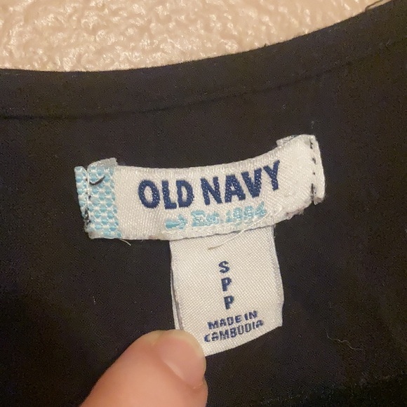 Breathable Old Navy Dress... With Pockets! - Picture 3 of 4